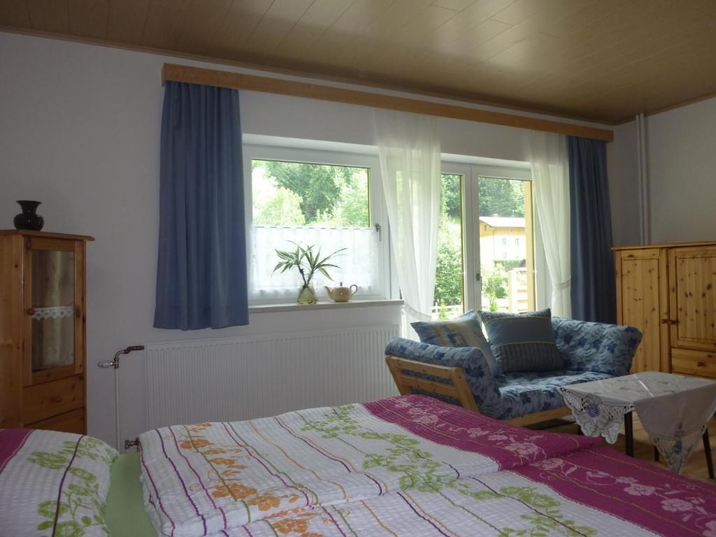 Gästehaus Forstner Loich Rum bild